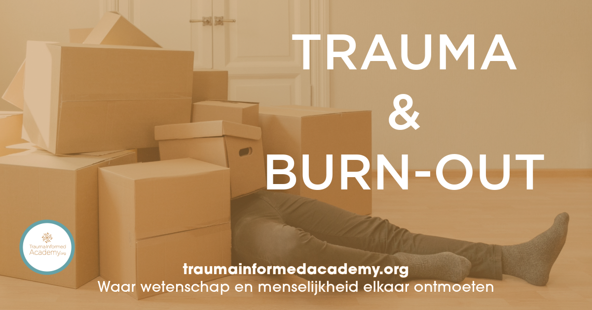 Oorzaken burnout, hoe trauma en burn-out hand in hand gaan. Trauma is vaak de oorzaak van burnout